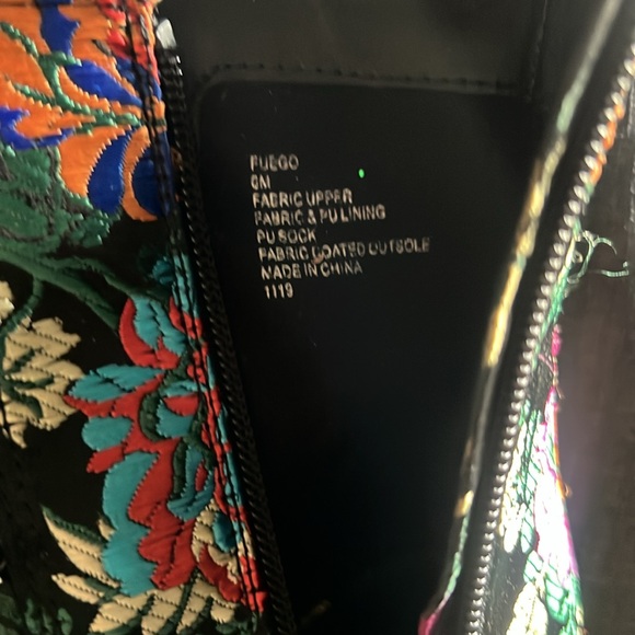 Stiletto Boot!! These are RARE! Worn once! EXCELLENT CONDITION! - Picture 5 of 7